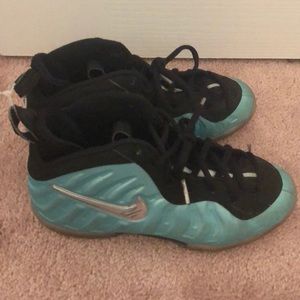 Nike Shoes - Boys foam posites in teal blue Nike Shoes - Boys foam posites in teal blue